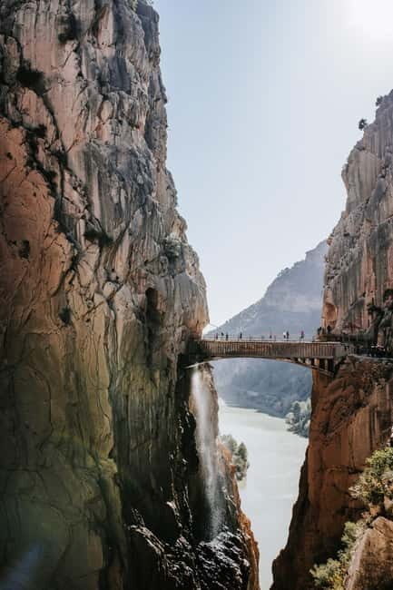 Caminito del Rey: Guided tour in German from El Chorro - Who Will Appreciate This Tour?