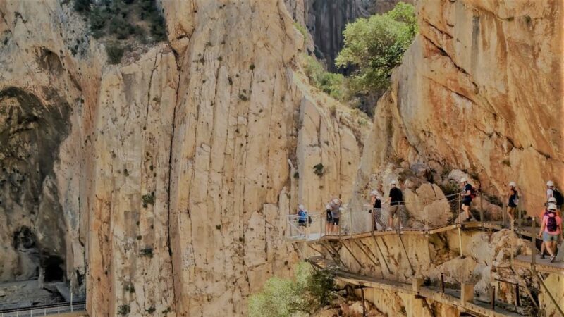 Caminito del Rey: Trekking Tour with Hiking Guide - Who Should Consider This Tour?
