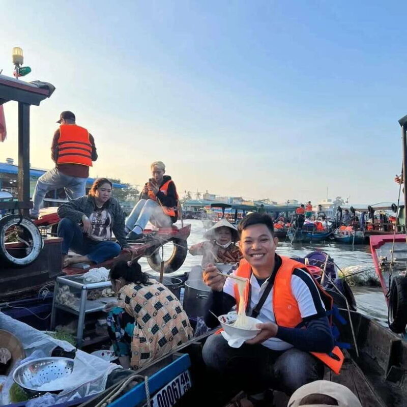 Can Tho: Floating Market & Lung Ngoc Hoang Nature Reserve - What to Expect: A Day Packed with Authentic Encounters