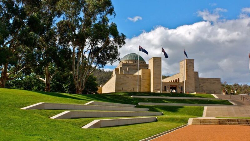 Canberra: City Highlights Day Tour with Entrance Fees - Practical Tips for Travelers