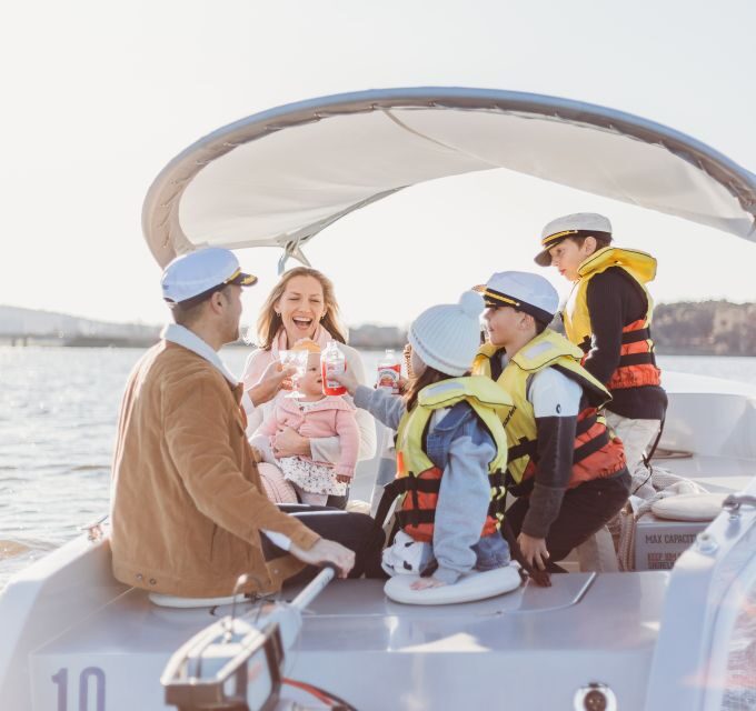 Canberra: Electric Picnic Boat Rental - A Detailed Look at the Electric Picnic Boat Rental Experience