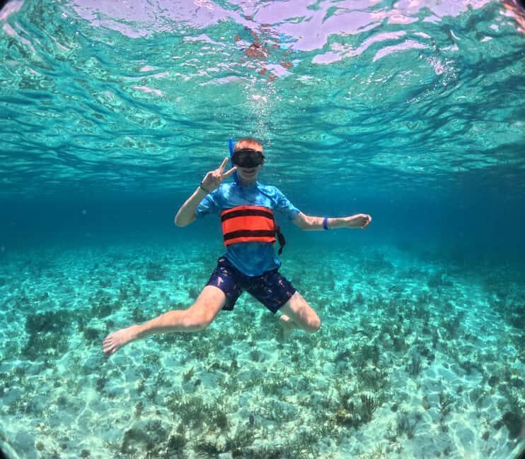 Cancún Catamaran to Isla Mujeres + Snorkel, Open Bar & Lunch - A Full Review of the Cancun to Isla Mujeres Catamaran Tour