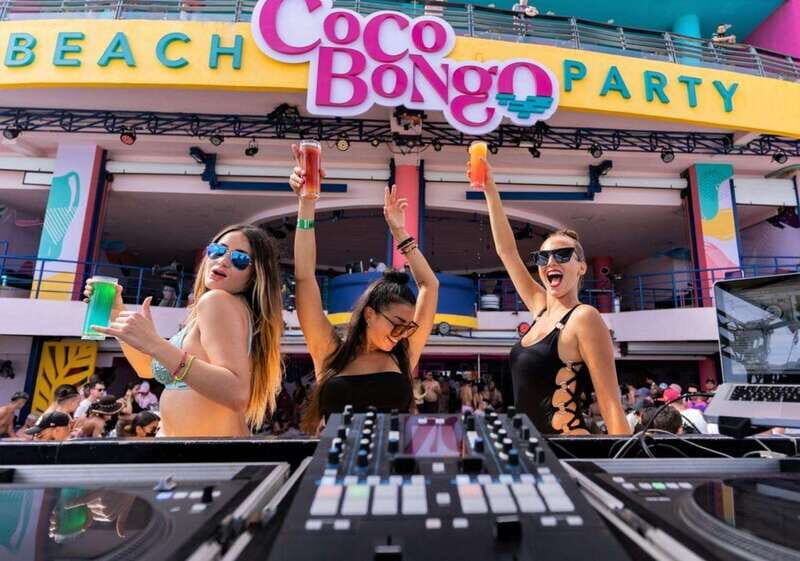 Cancún: Coco Bongo Beach Party Experience - Key Points