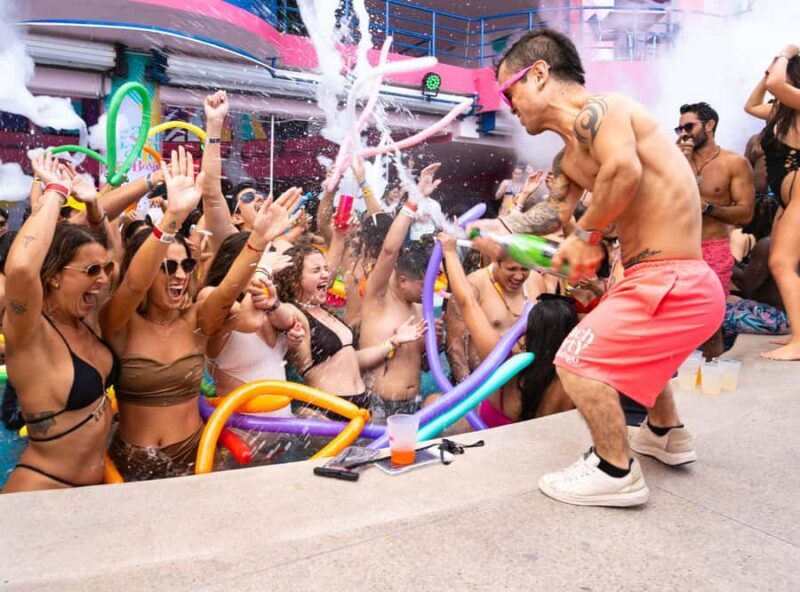 Cancun: Coco Bongo Spring Break Beach Party with Open Bar - Key Points