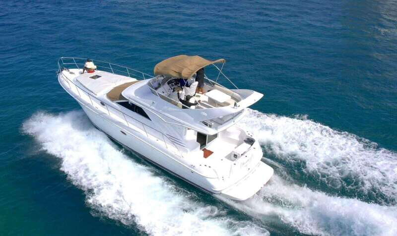 Cancun: Exclusive Sea Ray Express Bridge for 14 people - In-Depth Review of the Cancun Sea Ray Experience