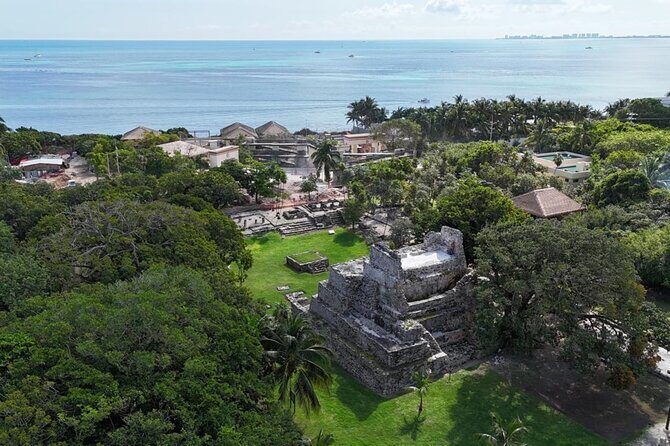 Cancun Guided Sightseeing El Meco Site, Letters and Shopping - In-Depth Review of the Cancun Guided Sightseeing Tour