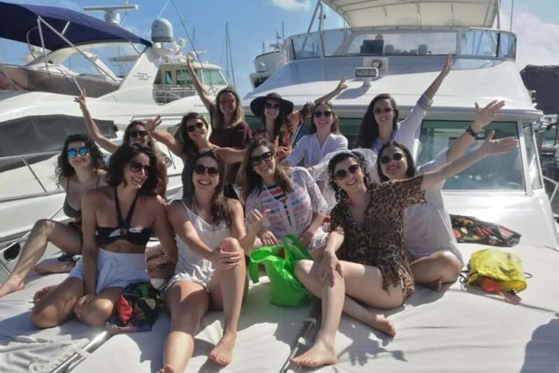 Cancun: Luxury Yacht Tour to Isla Mujeres Chef #GMBSR55FUN - A Deep Dive into the Luxurious Caribbean Escape