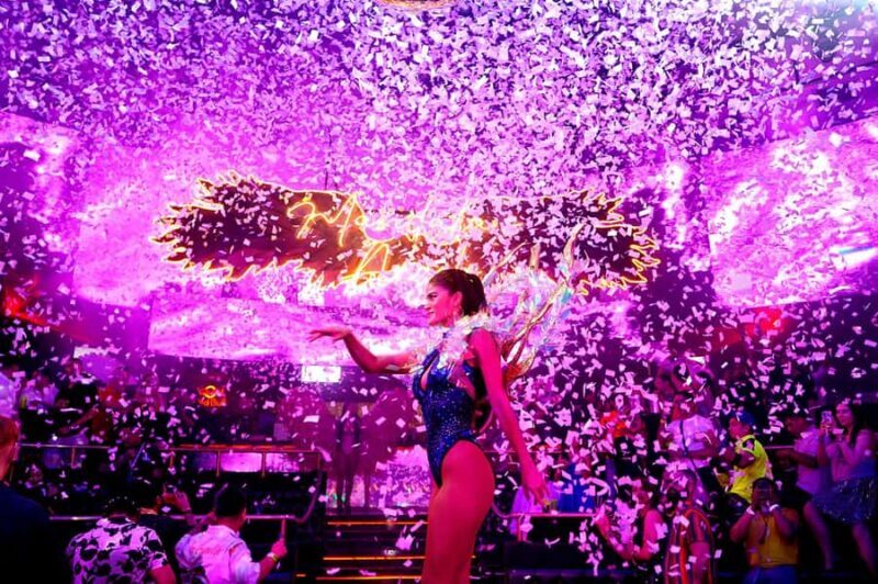 Cancun Madness Open Bar Crawl - A Closer Look at the Cancun Madness Open Bar Crawl