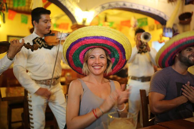 Cancun Night Combo: Taco & Beer Tour and Coco Bongo Show & Drinks - Key Points