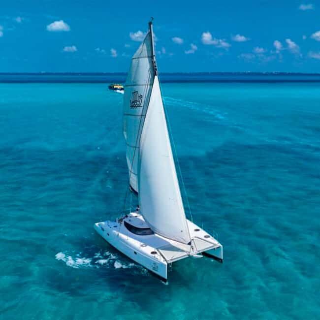 Cancun: Premium Catamaran with Transportation & Dock fee - What Makes This Tour Stand Out?