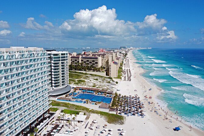 Cancun Private Airport Transfer with 1 Hour City Highlights Ride - A Warm Welcome: Cancún Private Airport Transfer with a One-Hour City Highlights Ride