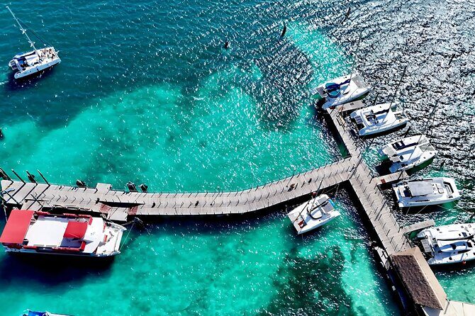 Cancun Private Catamaran Cruise Open Bar & Snorkeling Experience - Who Should Consider This Experience?