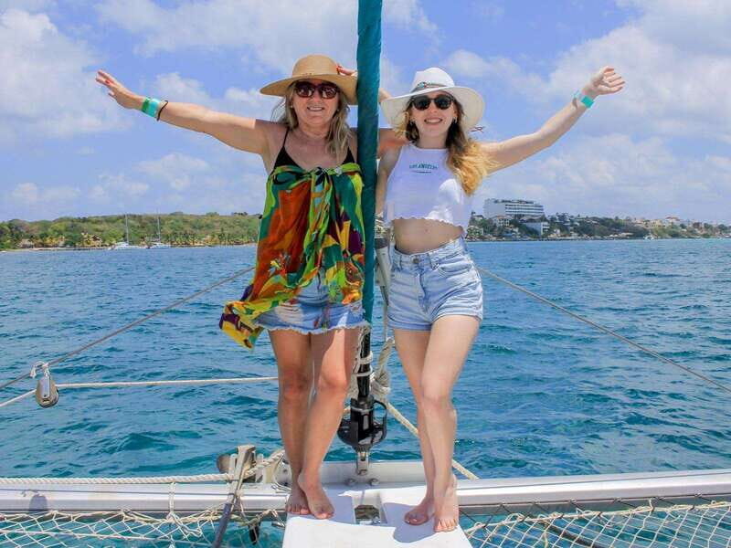 Cancun: Private Catamaran with Open Bar & Snorkeling Option - Key Points