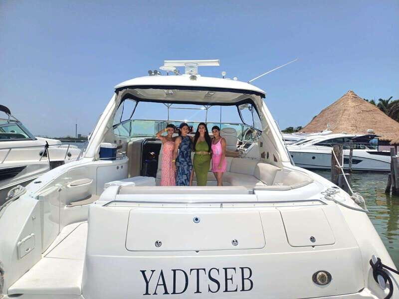 Cancun private yacht Sea Ray Sundancer 60 feet - Why This Tour Is Worth Considering
