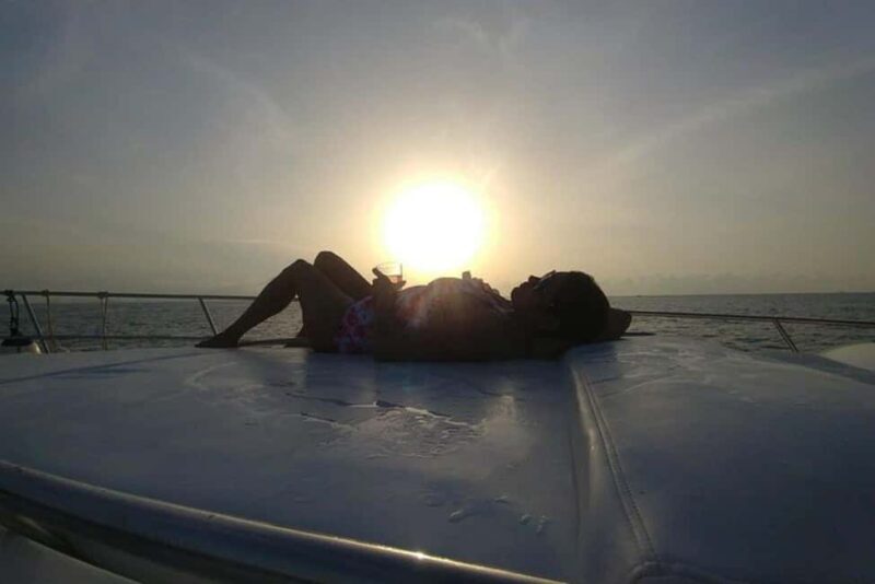 Cancun: Private Yacht Tour to Isla Mujeres Snorkel #GMBSR41 - Exploring Isla Mujeres: A Short But Sweet Visit