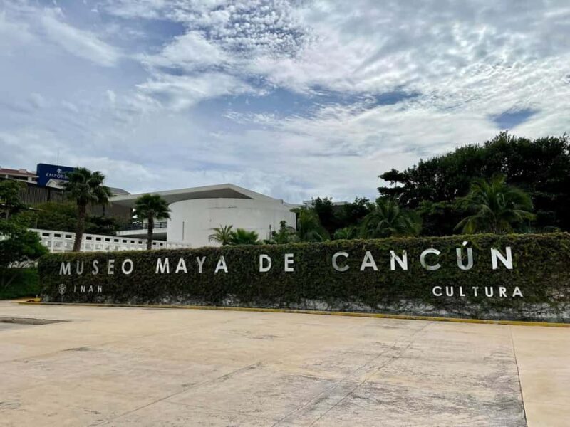 Cancun: Shopping Tour & Market 28 - Exploring Cancun’s Highlights: A Practical Guide