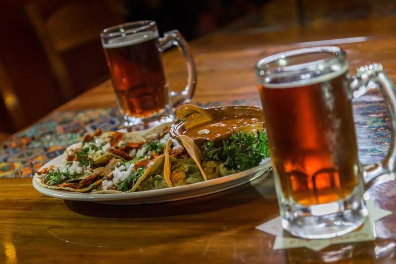 Cancún: Taco & Local Beer Tasting Tour with transportation - Key Points