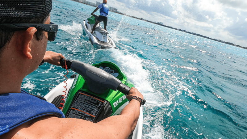 Cancun: Waverunner in Nichupte Lagoon - Summary