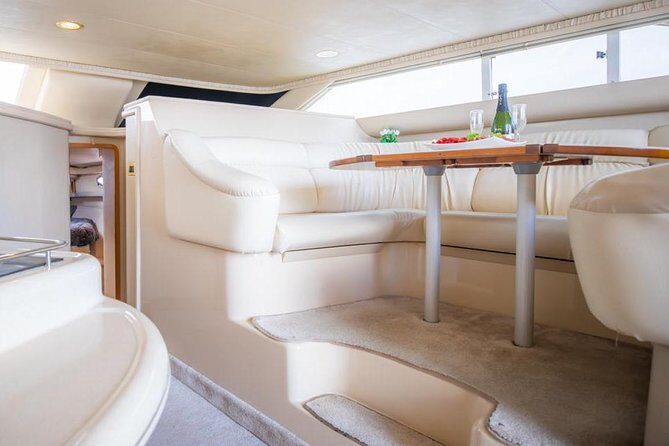 Cancun Yacht Tour - SEARAY YACHT 46 FT GREAT FOR SUNSET 15 PEOPLE MAX 25P9 - FAQ