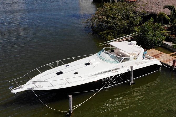 Cancun yachts rental BEATIFUL YACHT 46FT, 15 PAX MAX 25P6 - FAQ