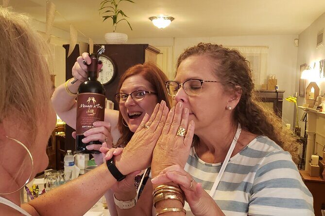 Candle Pouring Soiree - A Closer Look at the Candle Pouring Soiree