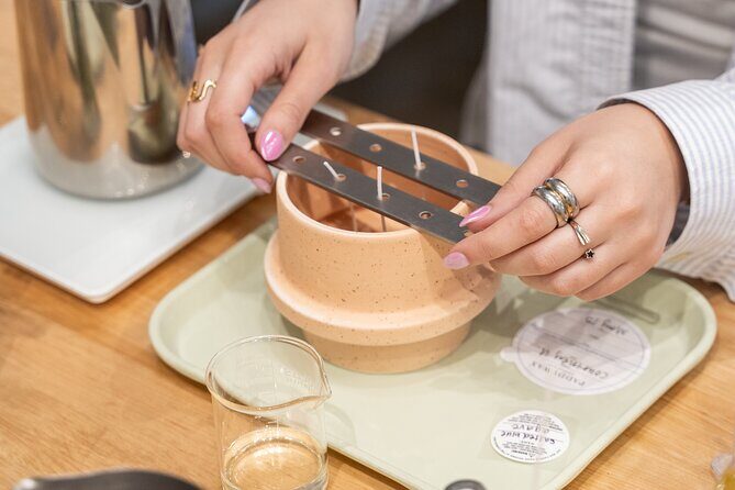 Candle Pouring Workshop at Paddywax Candle Bar Houston - An In-Depth Look at the Candle Pouring Workshop in Houston
