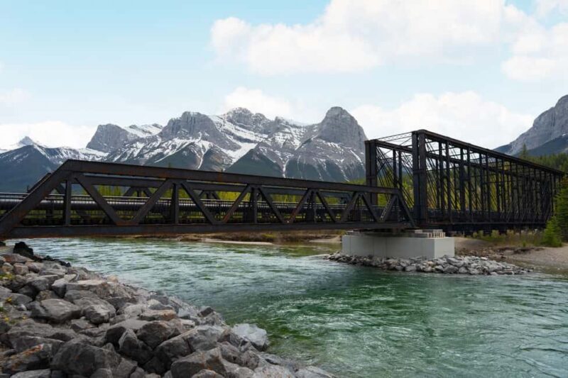 Canmore: 3 Hour Local Explorer Tour and Hike with a Guide - In The Sum Up