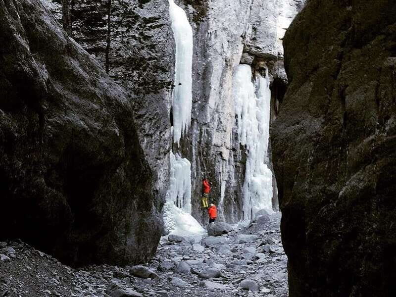 Canmore: Canadian Rockies Canyon Exploration - Key Points