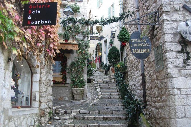 Cannes, Antibes & St Paul de Vence Half Day Private Tour - FAQ about the Cannes, Antibes & St Paul de Vence Private Tour