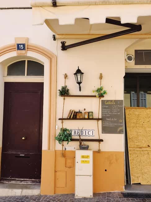 Cannes: Express Walk with a Local in 60 minutes - Practical Considerations