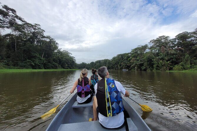 Canoe tour along the water trails of Tortuguero Park - Exploring the Tortuguero Canoe Tour: A Closer Look