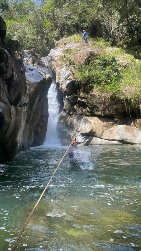 CANYONING and COFFEE TOUR AT LOCAL FAMILY FARM from GUATAPE - FAQ