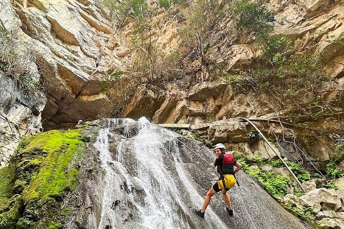 Canyoning El Chorreadero Cave- Adventure Chiapas - Exploring Canyoning in El Chorreadero Cave: An Authentic Chiapas Adventure