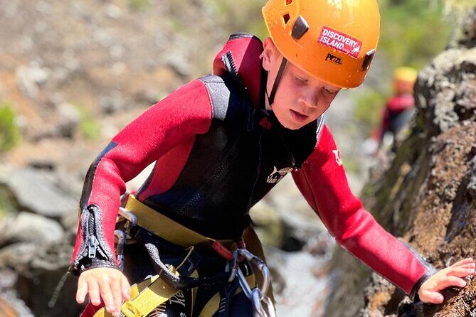 Canyoning Experience Level I Beginners in Ribeira das Cales - Considerations and Tips