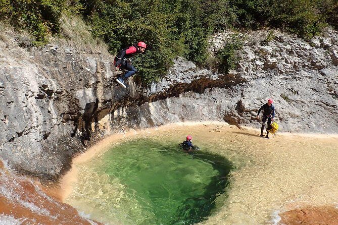 Canyoning for family and kids in Sierra de Guara - A Detailed Look at the Canyoning Experience in Sierra de Guara