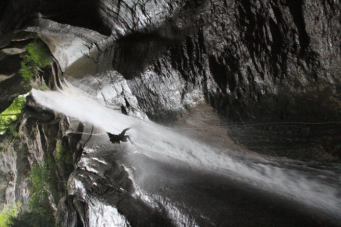 Canyoning sensation of Angon on the shores of Lake Annecy - The Authenticity and Value of This Experience