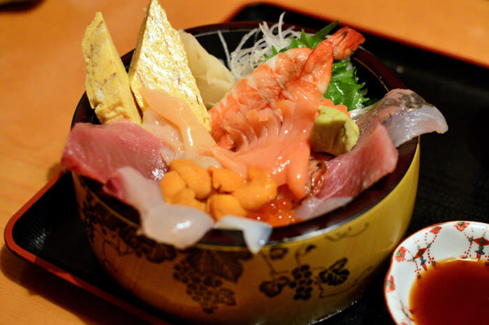 Cape Camui & Shiroi Koibito Park & Otaru & Shakotan Day Tour - What the $49.55 starting fare buys