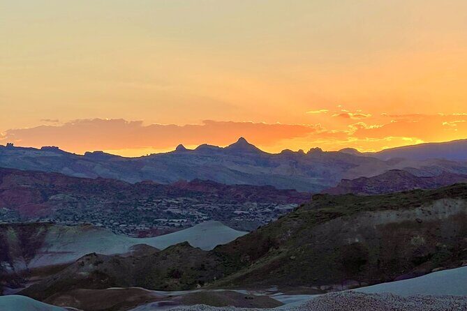 Capitol Reef Half Day Temples of the Sun and Moon (Shared Tour) - Exploring Utah’s Best Kept Secrets with the Capitol Reef Half Day Temples of the Sun and Moon Tour