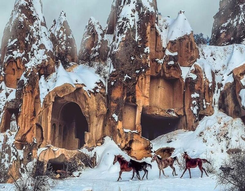 Cappadocia: Fascinating Horse Riding Tour in Unique Valleys - Exploring the Unique Valleys of Cappadocia on Horseback