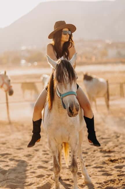 Cappadocia: Fascinating Horse Tour in Göreme Valleys - Key Points