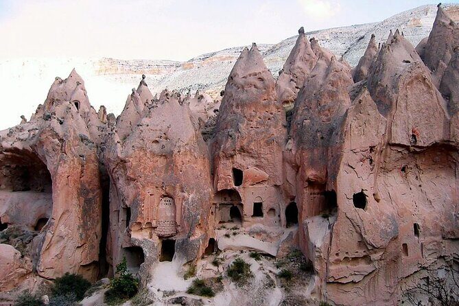 Cappadocia Mix Tour and Hiking - Climbing Uchisar Castle