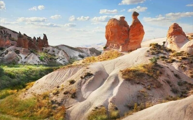 Cappadocia: Red Tour - Devrent Valley