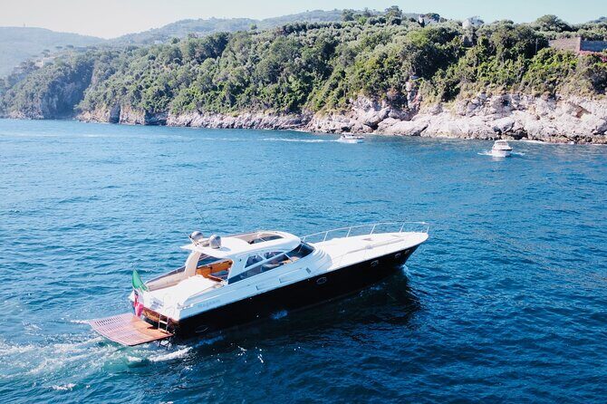 Capri & Amalfi Coast Luxury Tour on MAGNUM 53 Sport - A Detailed Look at the Experience