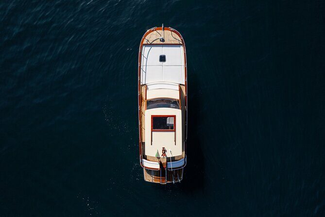 Capri and Blue Grotto Boat tour from Sorrento - Key Points