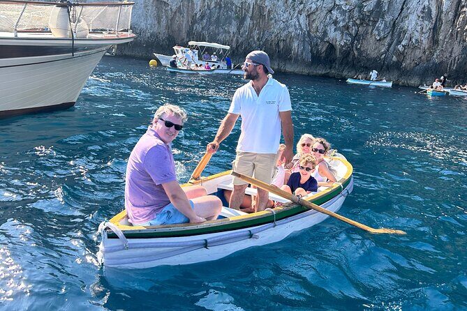 Capri Blue Grotto Small Group Boat Day Tour From Sorrento - A Deeper Dive: What to Expect on This Capri Boat Tour
