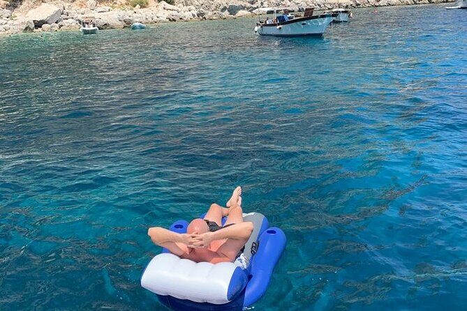 Capri Boat Tour and City Visit from Sorrento or Positano - FAQ