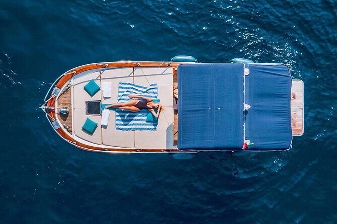 Capri excursion in a private boat - Is This Tour Worth the Price?