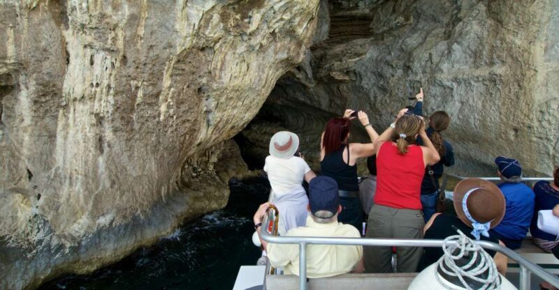 Capri: Island Sightseeing Tour with Blue Grotto Stop - Key Points