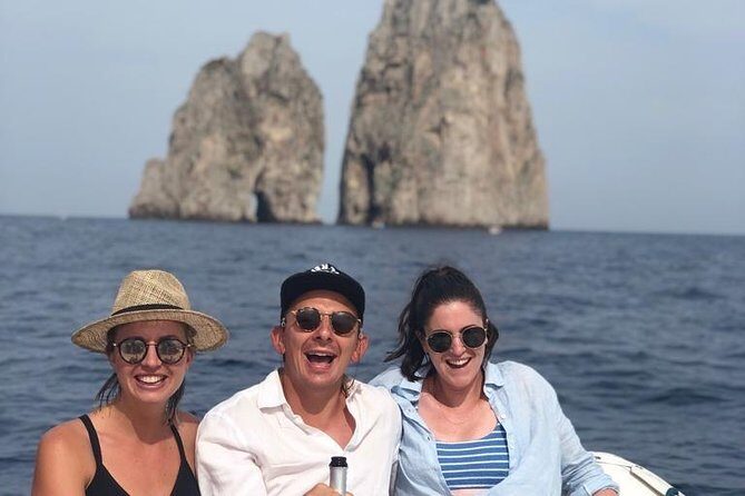 Capri Private Boat Tour 6 hours - Key Points