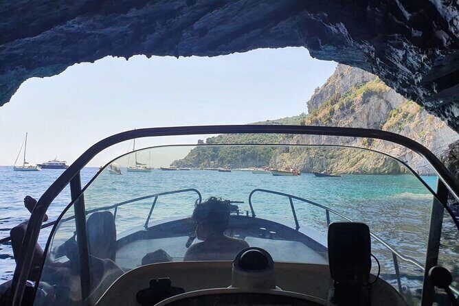 Capri Private Boat Tour from Sorrento - Premium 28ft Boat - A Deep Dive into the Private Capri Boat Tour Experience